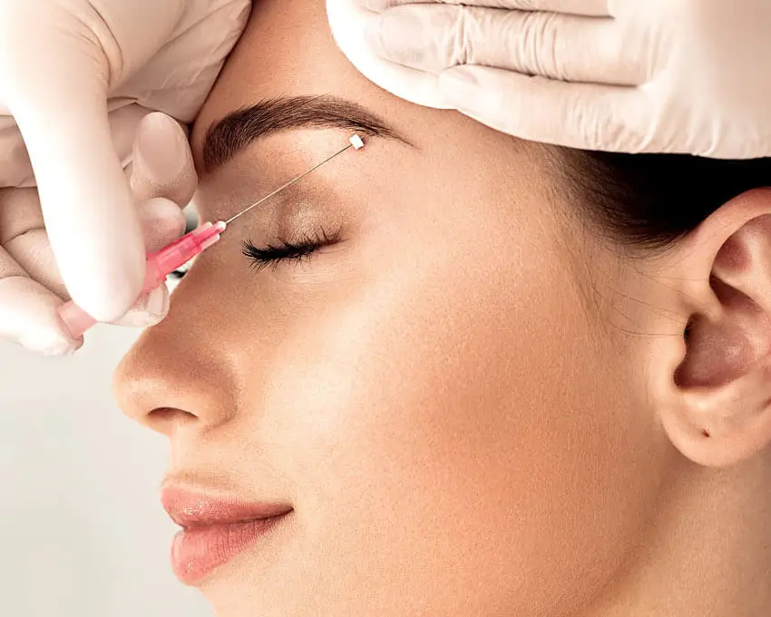 Bella Eyes Behandlung in Frankfurt zur Anhebung der Augenbrauen für einen natürlichen Cat Eye Lift